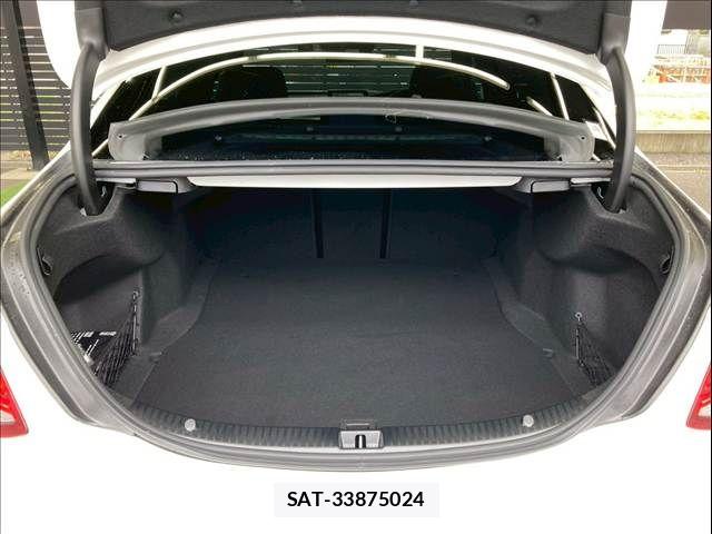Mercedes Benz C-CLASS 2017-11 6672440-17