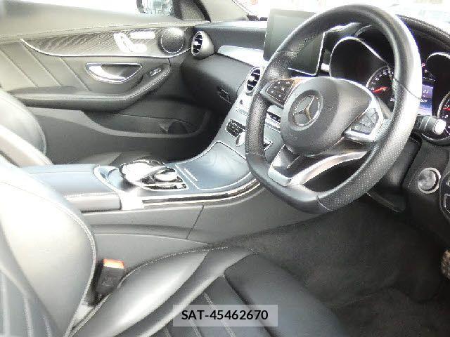 Mercedes Benz C-CLASS 2017-03 6716612-11