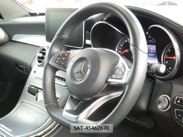 Mercedes Benz C-CLASS 2017-03 6716612-15