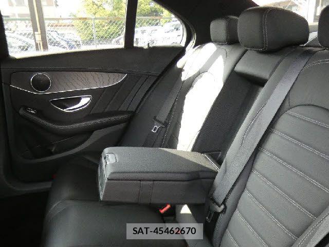 Mercedes Benz C-CLASS 2017-03 6716612-28
