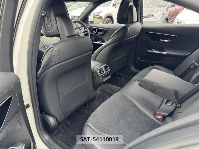 Mercedes Benz C-CLASS 2024-04 6752338-16