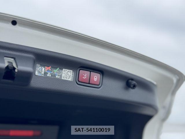 Mercedes Benz C-CLASS 2024-04 6752338-19