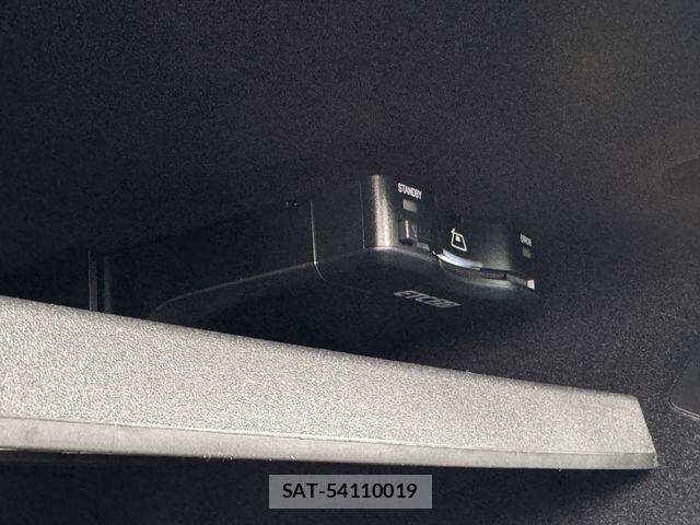 Mercedes Benz C-CLASS 2024-04 6752338-8