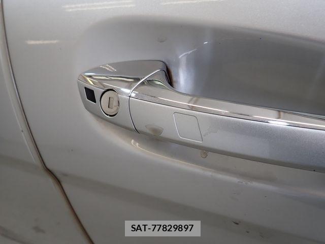 Mercedes Benz C-CLASS 2012-09 6815868-10