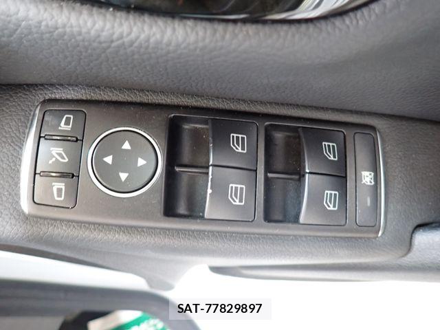 Mercedes Benz C-CLASS 2012-09 6815868-18