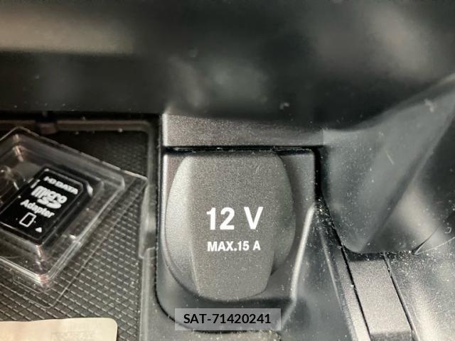 Mercedes Benz C-CLASS 2018-02 6908203-19