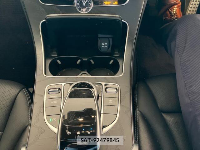 Mercedes Benz C-CLASS 2017-07 6903563-18