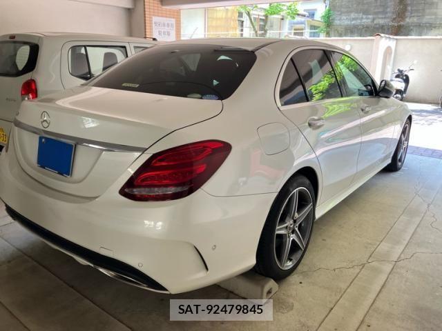 Mercedes Benz C-CLASS 2017-07 6903563-4