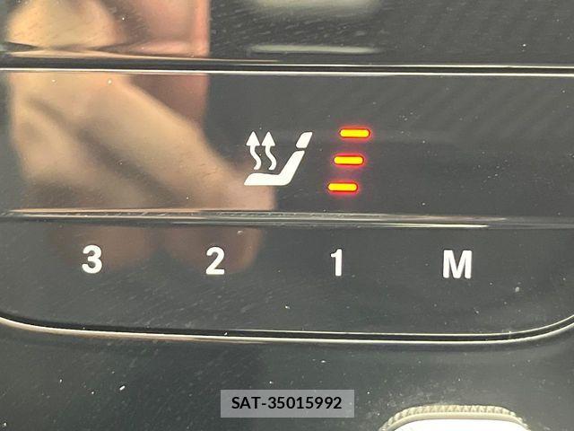 Mercedes Benz C-CLASS 2022-12 6995497-5