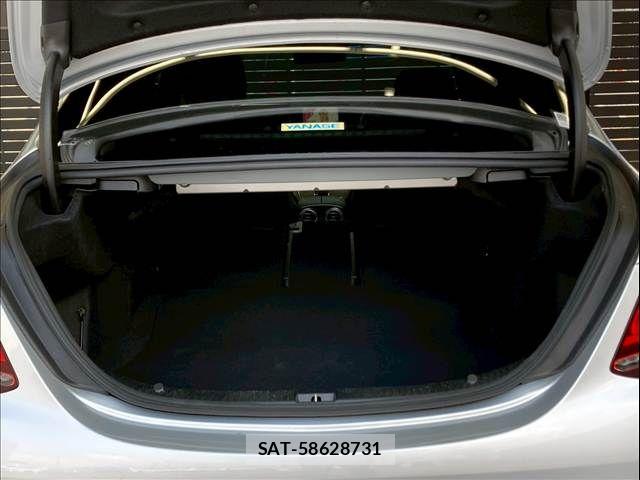 Mercedes Benz C-CLASS 2019-06 6995498-17