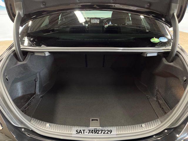 Mercedes Benz C-CLASS 2017-11 6995505-11