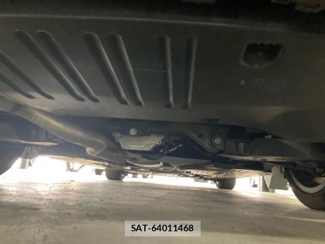 Mercedes Benz C-CLASS 2022-08 7020863-14