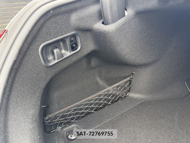 Mercedes Benz C-CLASS 2025-02 7059445-21