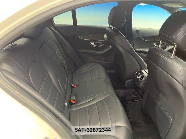 Mercedes Benz C-CLASS 2017-06 7221521-9