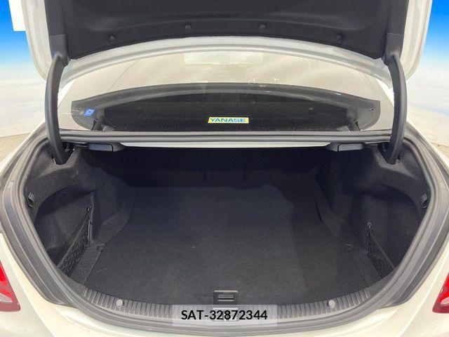 Mercedes Benz C-CLASS 2017-06 7221521-12