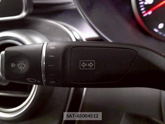 Mercedes Benz C-CLASS 2018-01 7216149-4
