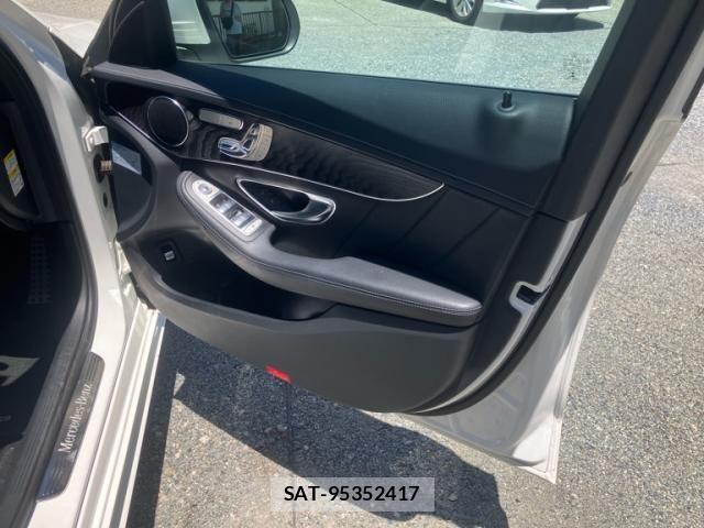 Mercedes Benz C-CLASS 2015-06 7221516-10