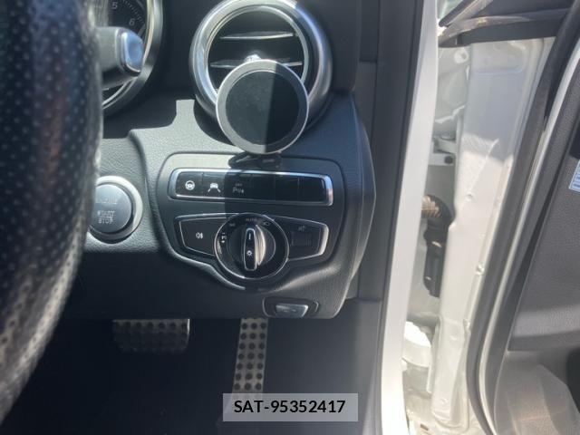 Mercedes Benz C-CLASS 2015-06 7221516-12