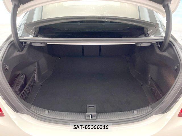 Mercedes Benz C-CLASS 2017-06 7272297-13