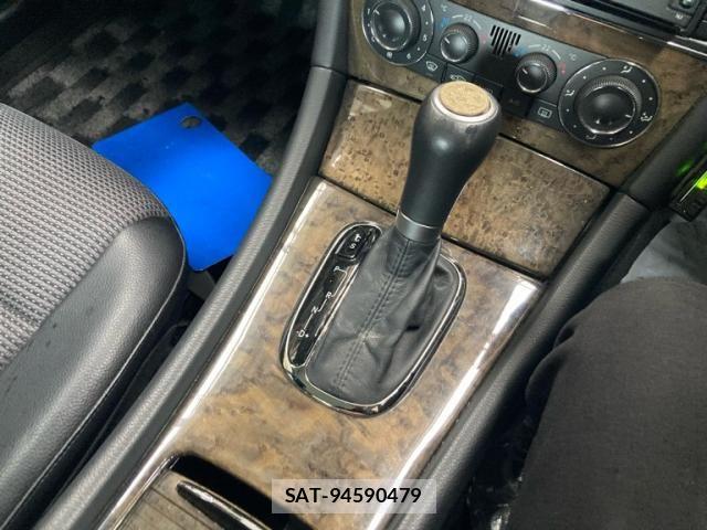 Mercedes Benz C-CLASS 2006-06 7272295-17