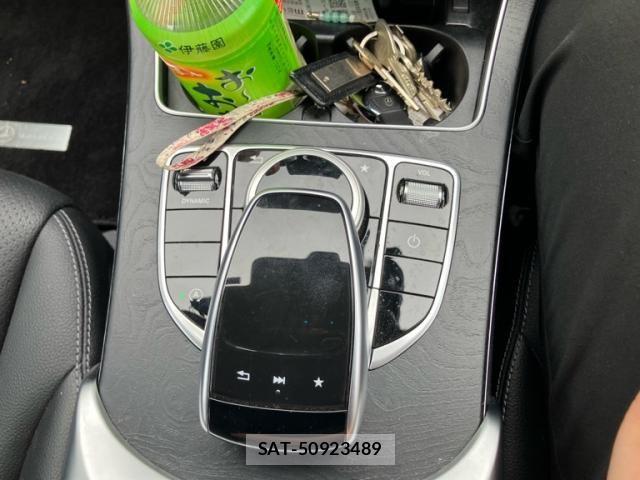 Mercedes Benz C-CLASS 2017-09 7272293-26