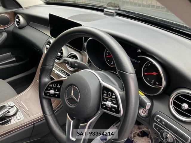Mercedes Benz C-CLASS 2019-08 7328256-17