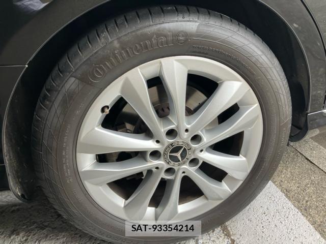 Mercedes Benz C-CLASS 2019-08 7328256-7