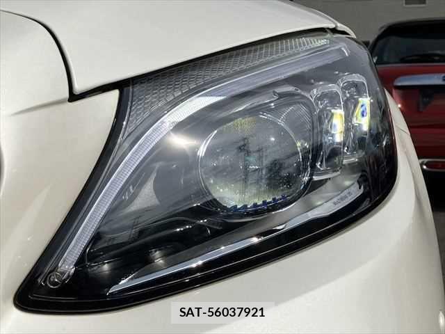 Mercedes Benz C-CLASS 2018-11 7328258-11