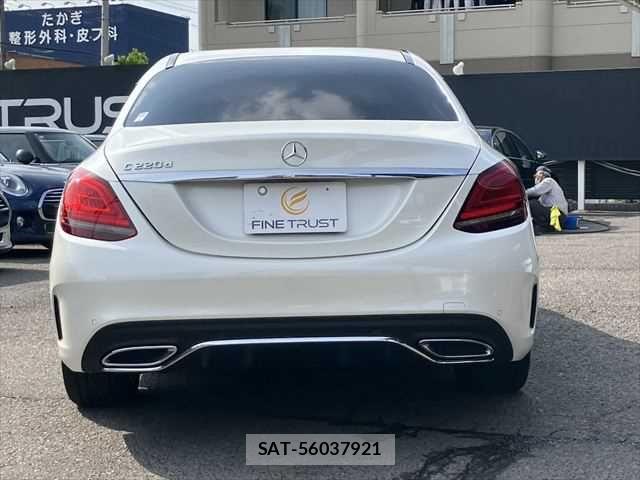 Mercedes Benz C-CLASS 2018-11 7328258-17