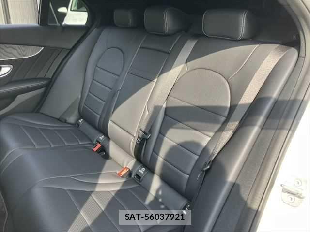 Mercedes Benz C-CLASS 2018-11 7328258-29