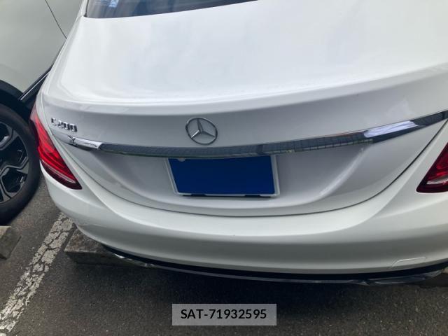 Mercedes Benz C-CLASS 2015-06 7328260-6