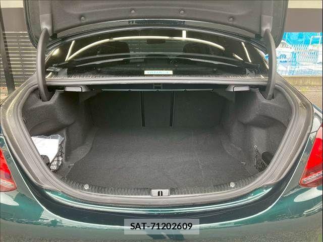 Mercedes Benz C-CLASS 2019-02 7358678-18