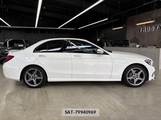 Mercedes Benz C-CLASS 2018-01 7455658-9