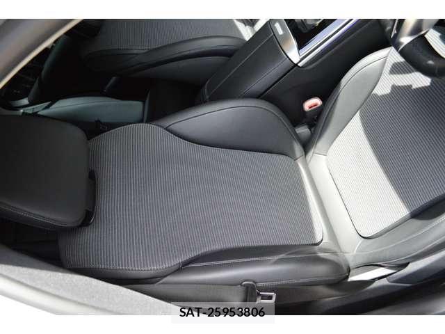 Mercedes Benz C-CLASS 2023-06 7455656-13