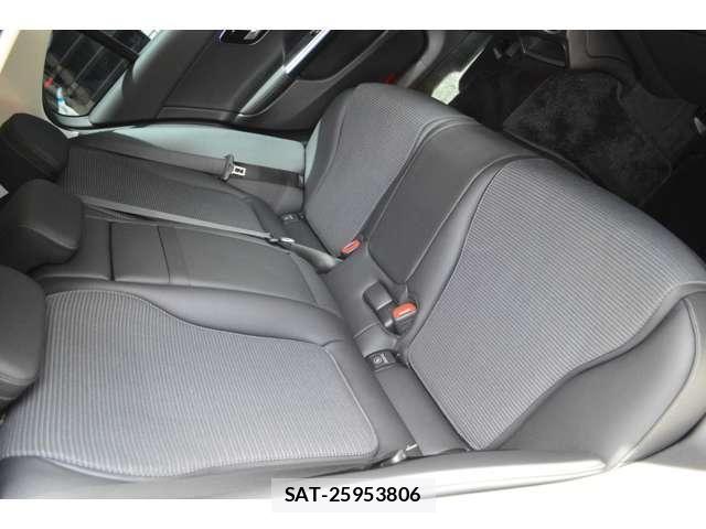 Mercedes Benz C-CLASS 2023-06 7455656-17