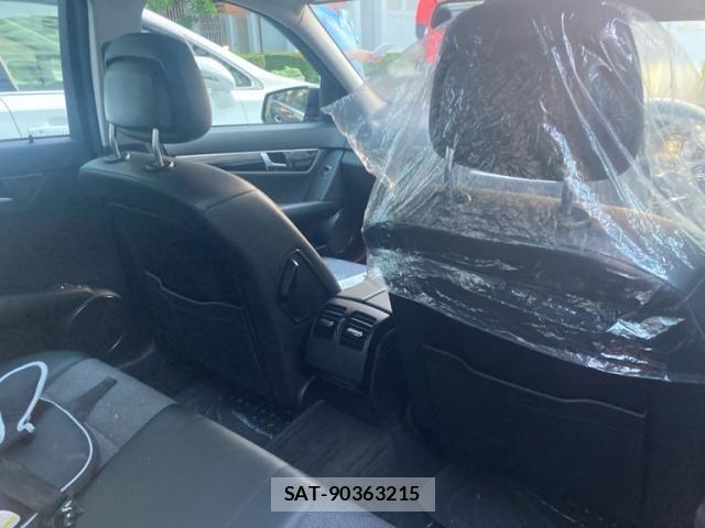 Mercedes Benz C-CLASS 2011-07 7501437-12