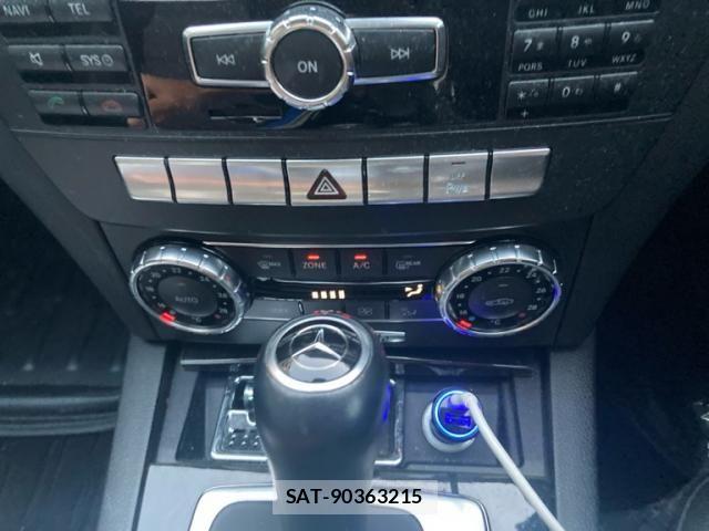 Mercedes Benz C-CLASS 2011-07 7501437-20