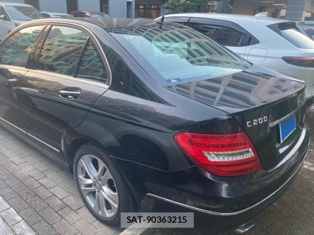 Mercedes Benz C-CLASS 2011-07 7501437-4