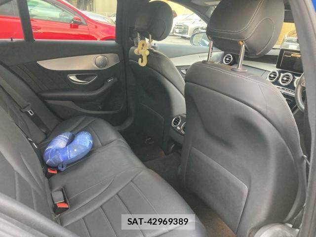 Mercedes Benz C-CLASS 2018-11 7562407-12