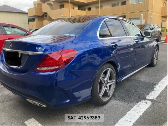 Mercedes Benz C-CLASS 2018-11 7562407-3