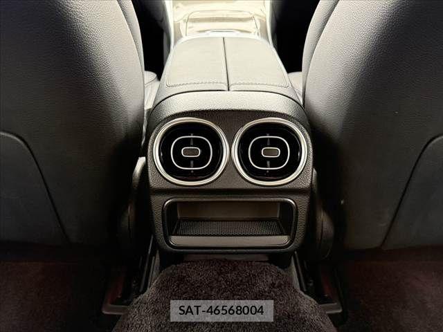 Mercedes Benz C-CLASS 2023-11 7617949-21