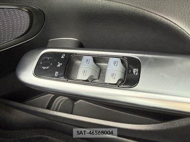 Mercedes Benz C-CLASS 2023-11 7617949-27