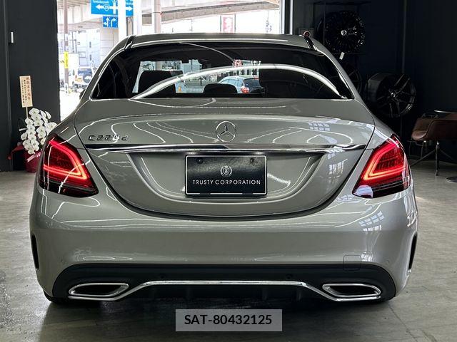 Mercedes Benz C-CLASS 2019-06 7617954-6