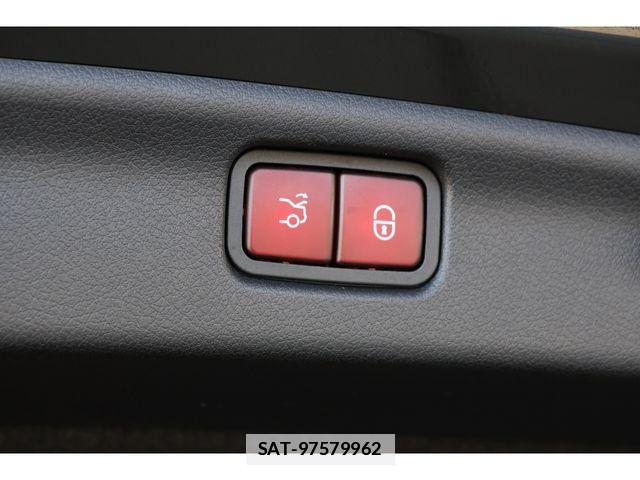 Mercedes Benz C-CLASS 2022-05 7725473-25