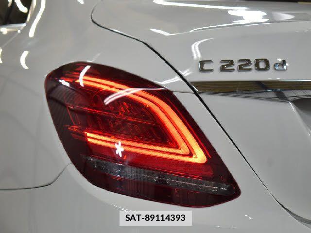 Mercedes Benz C-CLASS 2019-06 7979898-26