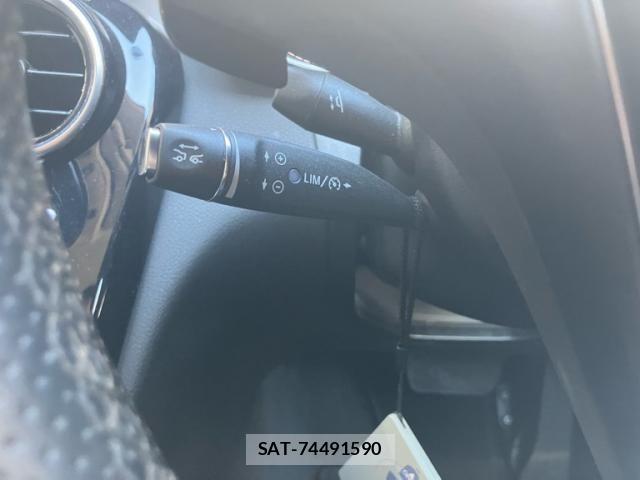 Mercedes Benz C-CLASS 2015-08 8036656-24