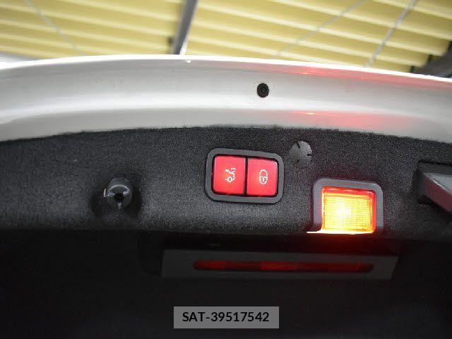 Mercedes Benz C-CLASS 2019-10 8074516-20