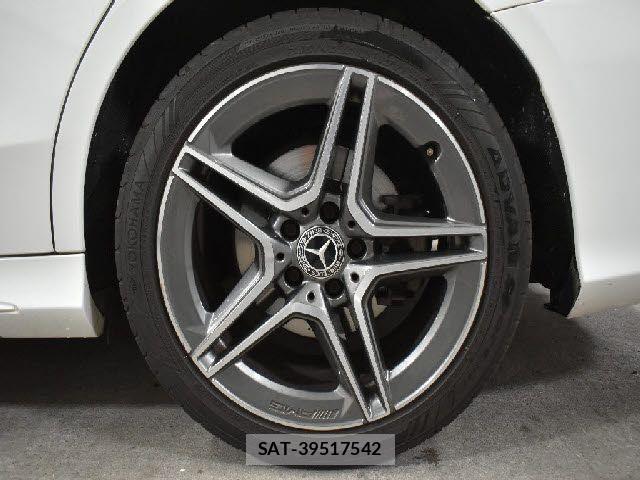 Mercedes Benz C-CLASS 2019-10 8074516-24