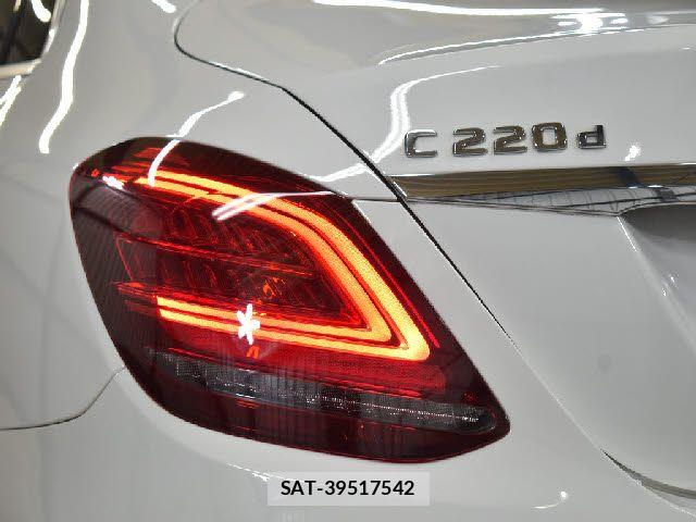 Mercedes Benz C-CLASS 2019-10 8074516-26
