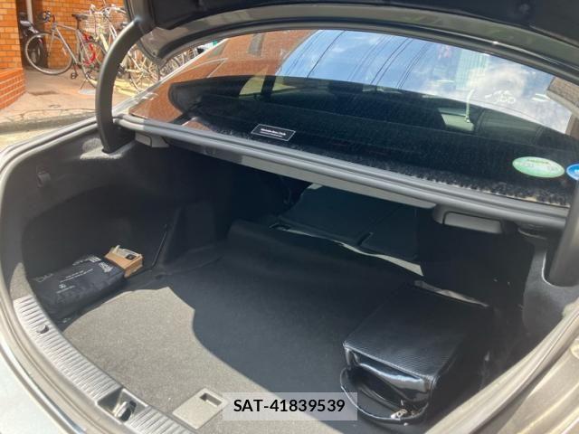 Mercedes Benz C-CLASS 2018-06 8074517-11